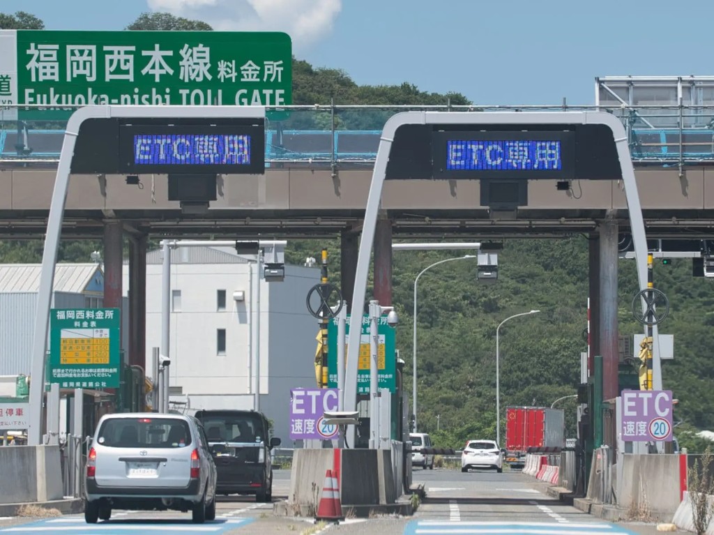 福岡西本線料金所のETCゲート設備